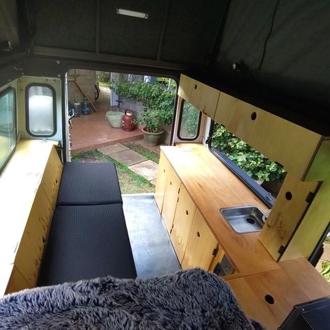 Defender 110 Camper Interior, Land Rover Defender Restoration, Landrover Camper, Land Rover Camping, Land Rover Defender Roof Rack, Land Rover Defender 90 Camper, Pop Top Camper, Defender Camper, Restored Land Rover Defender