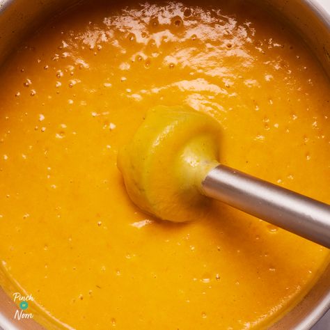 Carrot Apple Curry Soup, Curry Carrot Soup Recipes, Carrot Soup With Coconut Milk, Carrot Curry Soup, Curry Carrot Soup, Carrot Soup Easy, Cream Of Carrot Soup, Soup Recipes Uk, Curried Carrot Soup