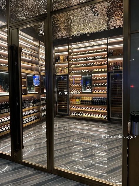 Mansion Wine Cellar, Luxury Wine Cellar, Modern Luxury Decor, Old Money Interior Design, Old Money Interior, Old Money House, Wine Dispenser, Sunken Living Room, Luxury Bar