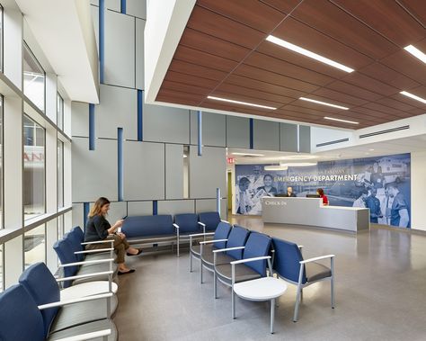 Main Emergency Department – DCC Design Group Hospital Lobby Design, Emergency Room Design, Emergency Department Design, Hospital Waiting Area, Hospital Design Architecture, Hospital Waiting Room, Waiting Room Design, Hospital Emergency, Healthcare Interior Design