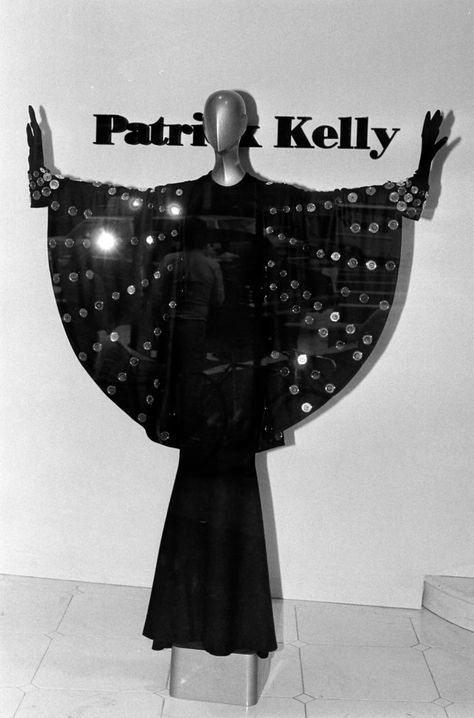 Astoria Hotel, An American In Paris, Patrick Kelly, 1980s Design, City Ballet, Museum Of Contemporary Art, Paris Street, Model Poses, Looking Back