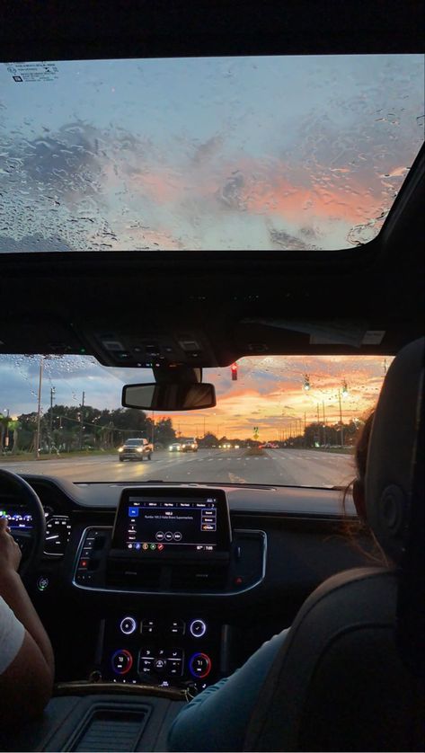 You Drive Me Crazy, Sunrise Pictures, Sunset Rose, Car Drive, Adventure Aesthetic, Driving License, Pretty Cars, Summer Break, Car Ride