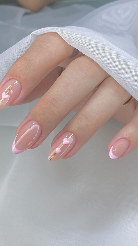 Nail Gel Design Ideas, Nail Simple Designs, Uñas Delicadas Y Sencillas, Simple Elegant Nail Designs, Gel X Nails Ideas, Nail Art Simple Elegant Classy, Short Elegant Nails, Short Gel X Nails, Nails Classy Elegant