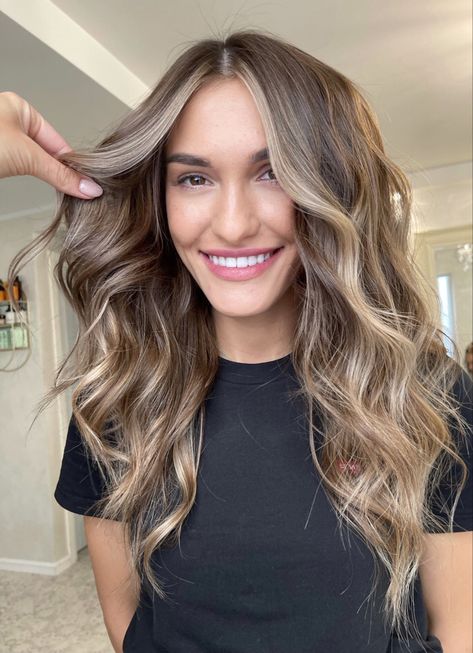 Brown Hair Full Balayage, Level 3 Balayage, Full Balayage Brunettes Blondes, Full Bayalage Brunette Long Hair, Foilage Balayage Blonde, Belliage Hair Brunette, Foilage Balayage Brunette, Level 6 Balayage, Faceframing Balayage