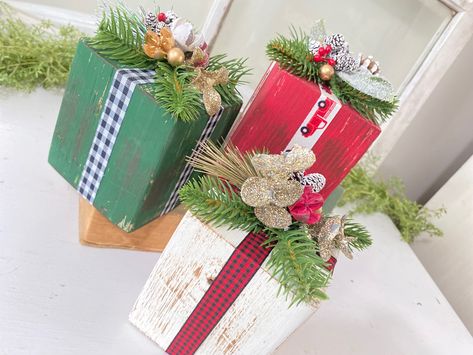 Wood Presents Diy Christmas, Diy Wood Block Christmas Presents, Faux Wood Christmas Presents, Wooden Christmas Packages Diy, Diy 4x4 Wood Projects Christmas, Wood Christmas Presents Decor, Christmas Packages Out Of Wood, Wooden Block Christmas Presents, Diy Wood Christmas Presents