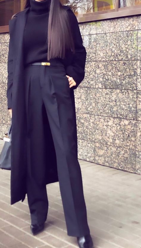 Black Coat Outfits For Women Winter, Posh Work Outfits, Faux Shearling Coat Outfit, Rainy Day Office Outfit, Professor Vibes, Shearling Coat Outfit, Rainy Day Outfit For Work Office, Insta Link, Formal Winter Outfits