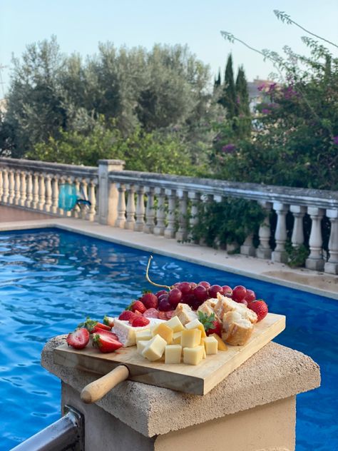 Floating Charcuterie Board Pool, Pool Charcuterie Board, Vine Grape, Cheese Brie, Majorca, Pretty Stuff, Charcuterie Board, Brie, Pool Party