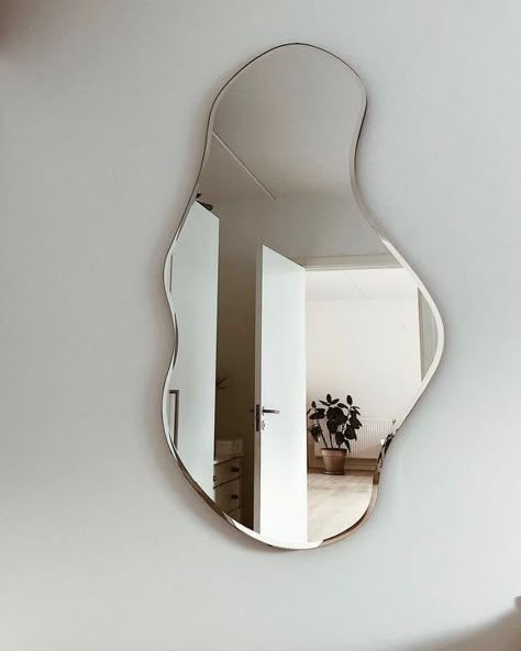 femininitē on Twitter: "obsessing over this mirror !!!… " Lamps Diy, Birthday Men, Wavy Mirror, Danish Furniture Design, Hal Decor, Cool Mirrors, Boyfriend Birthday, Bedroom Aesthetic, A Mirror