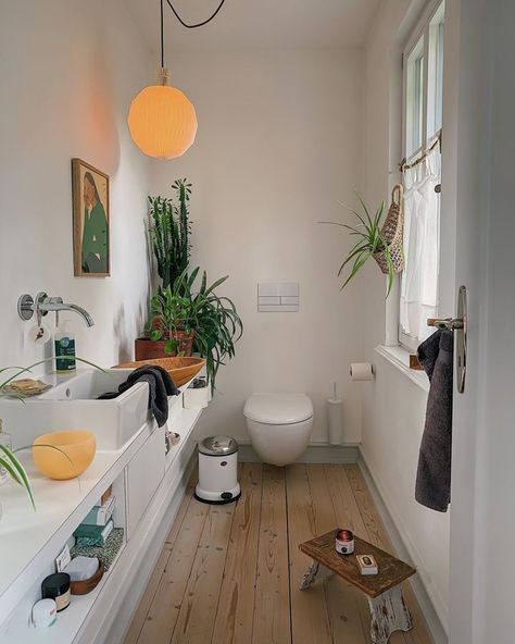 Bathroom Decor Scandinavian, Bathroom Small Apartment, Bathroom Scandinavian, Deco House, Scandinavian Bathroom, Bathroom Decor Apartment, Living Room Scandinavian, Scandinavian Interior Design, Scandinavian Living