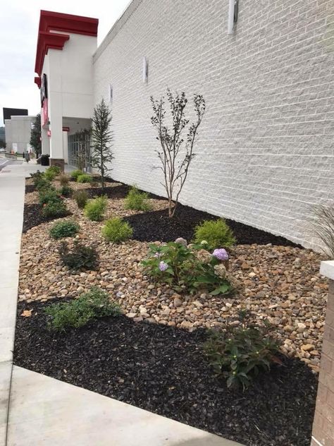 Landscaping With Rock And Mulch Ideas, Half Mulch Half Rock Landscaping, Rock And Mulch Garden, Mulch And Rock Flower Bed, Rock And Mulch Flower Beds, Black Mulch And White Rock Landscaping, Basalt Rock Landscaping, Rock River Bed Landscape Design, Mulch And Rock Landscaping