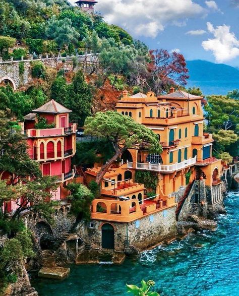 Architecture Hub on Twitter: "Portofino, Italy… " Hotel Secrets, Portofino Italy, Italy Aesthetic, Beautiful Travel Destinations, Destination Voyage, European Travel, Travel Aesthetic, Holiday Travel, Wonderful Places