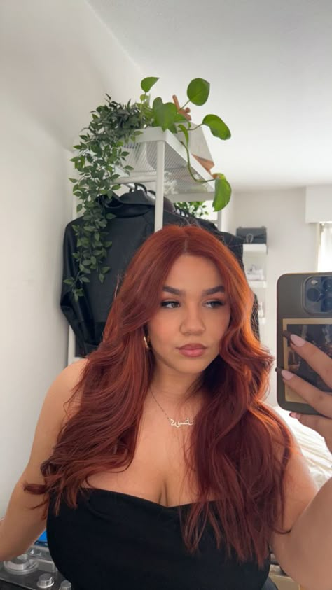 Copper Hair Underneath Blonde, Cooper Hair Color Tan Skin, Copper Hair On Morena Skin, Ginger Hair Color On Tan Skin, Copper Red Hair Brown Skin, Auburn Copper Hair On Latinas, Cooper Hair Tan Skin, Orange Brownish Hair, Auburn Hair On Latinas