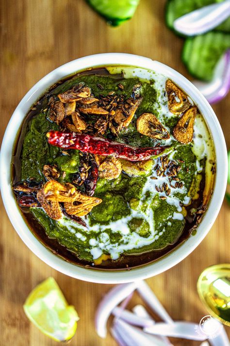 overhead closeup photo of a bowl of lasooni palak with with a red tempering on top. Lasooni Palak Recipe, Lasuni Palak, Garlic Curry, Palak Paratha, Dump Recipes, Garlic Spinach, Spinach Curry, Closeup Photo, Dump Meals