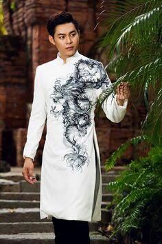 Ao Dai Men, Gothic Fashion Men, Ao Dai Vietnamese, Dashiki For Men, Stylish Shirts Men, Fashion Design Drawing, Chinese Traditional Dress, African Shirts For Men, Dress Traditional