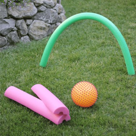 Pool Noodle Hockey for Kids - Toddler Approved Pool Noodle Hockey, Noodle Hockey, Olympic Themed Activities, Summer Lesson Plans, Womens Field Hockey, Summer Lesson, Simple Pool, Outside Games, Green Pool