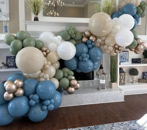 Neutral balloon garland