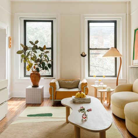 Inside a Playful and Shape-Filled Brooklyn Apartment | Architectural Digest Cube Side Table, Brooklyn Apartment, Apartment Decoration, Cool Coffee Tables, Architectural Digest, 인테리어 디자인, Room Inspo, Apartment Decor, Home Furnishings