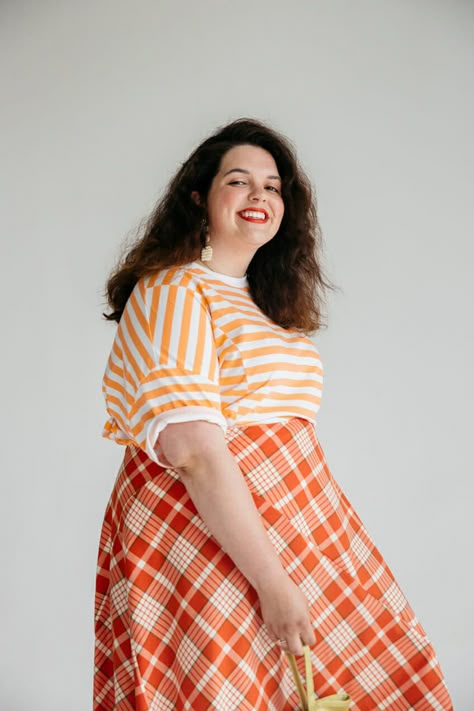 Colorful Plus Size Fashion, Postpartum Style, Plus Size Photography, Genderqueer Fashion, Kibbe Romantic, Postpartum Fashion, Fashion Rules, Wrap Dresses, Plus Size Models