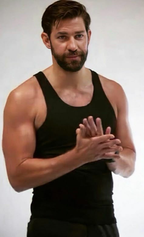 Handsome Brunette Men, John Krasinski Outfits, John Krasinski Haircut, John Krasinski Hairstyle, John Krasinski Workout, John Krasinski Beard, John Krasinski Kids, Jim Halpert, Justin Bieber Images