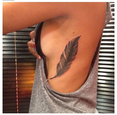 I'm guessing she's ticklish. Feather Tat, Tattoo Feather, Diy Outfits, Feather Tattoo Design, Side Tattoos, Feather Tattoo, 1 Tattoo, Feather Tattoos, Trendy Tattoos