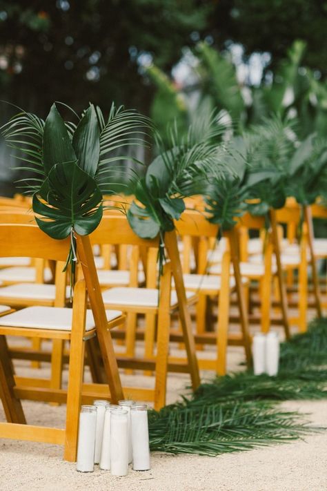 Upscale Tropical Wedding, Minimalist Sweetheart Table Wedding, Cuban Theme Wedding, Cuban Wedding, Cuba Wedding, Wedding Locations California, Seating Outdoor, Casino Wedding, Tropical Wedding Theme