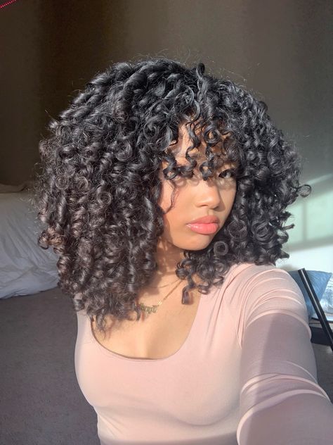 Natural Curly Hair Cuts, Mixed Curly Hair, Beautiful Curly Hair, Haircuts For Curly Hair, Hairdos For Curly Hair, Curly Hair Inspiration, Curly Girl Hairstyles, Curly Hair Care, Curly Hair Tips