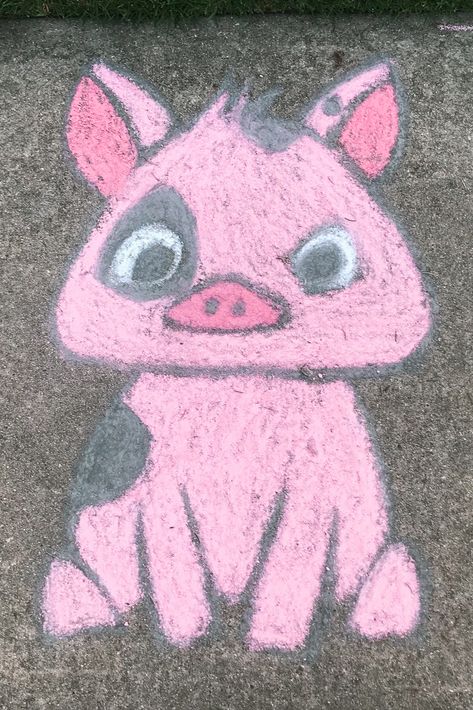 Moana Chalk Art, Animal Chalk Art, Chalk Animals, Drawing Moana, Pua From Moana, Moana Drawing, Chalk Activities, Chalk Designs, Fun Chalk Art