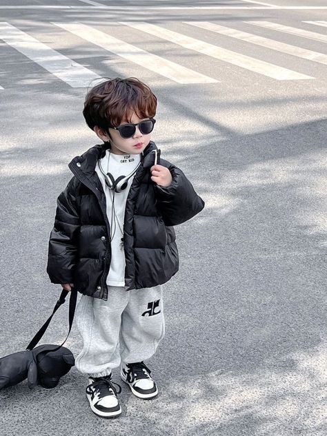 Baby Boy Korean Outfits, Korean Toddler Boy, Toddler Boy Fashion Swag, Comfy Trendy Outfits, Boys Aesthetic Outfits, Baby Boy Winter Outfits, Korean Babies