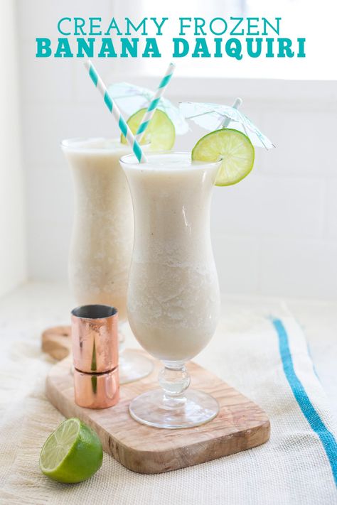 Banana Daquiri, Cocktails Made With Rum, Banana Cocktails, Banana Rum, Blended Cocktail, Blended Drinks, Rum Cocktails, Frozen Cocktails, Rum Drinks