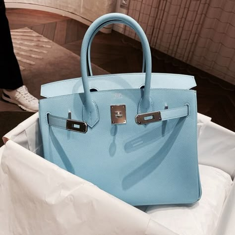 Blue Birkin Bag, Hermes Birkin Blue, Blue Birkin, Fancy Purses, Mode Ulzzang, Blue Luxury, Handbag Hardware, Hermes Kelly Bag, Handbag Heaven