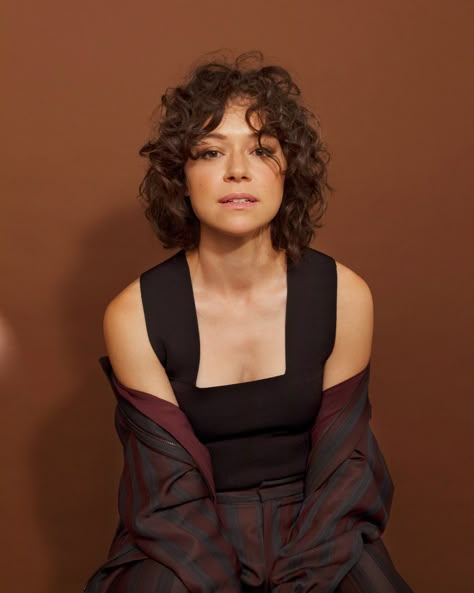 Jennifer Walters, Tatiana Maslany, Orphan Black, Canadian Actresses, Marvel Cast, Short Haircut, Brunettes, Celebrities Female, Face Claims