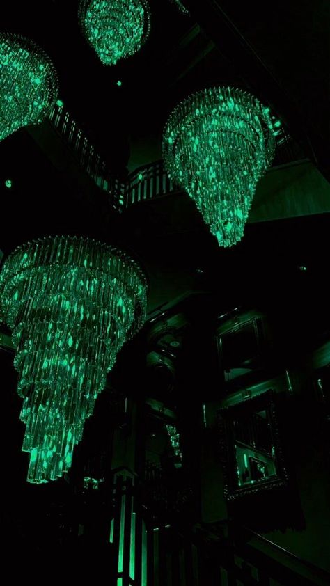 Emerald Green Color Aesthetic, Deep Green Background Aesthetic, Emerald Green Chandelier, Dark Green Crystal Aesthetic, Emerald Aesthetic Vintage, Wallpaper Iphone Emerald Green, Emerald Green Asthetics Photos, Emerald Core Aesthetic, Emerald Asethic