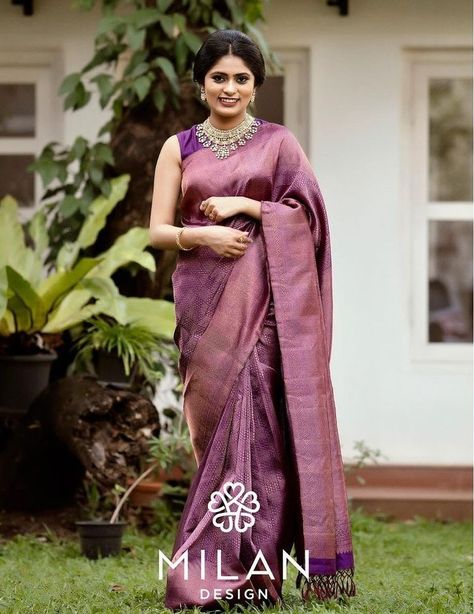 Indian Wedding Dress Traditional, Christian Bridal Saree, Engagement Saree, Kanjivaram Sarees Silk, Designer Sarees Wedding, Bridal Sarees South Indian, Traditional Silk Saree, Silk Saree Kanchipuram, Bridal Silk Saree