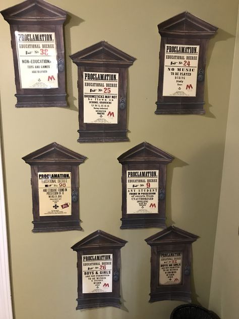 I found these amazing printable proclamations and frames on Etsy. It only came with three printable proclamations so I printed several free ones from Pinterest. Harry Potter Proclamation Printable Free, Wand Shelves, Easy Diy Harry Potter Decorations, Diy Harry Potter Decorations, Hogwarts Decorations, Harry Potter Decorations Diy, Snow Globes Christmas, Harry Potter Craft, Harry Potter Decorations