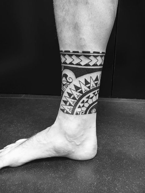 Ankle Cuff Tattoo Men, Leg Polynesian Tattoo For Men, Leg Band Tattoo Men, Leg Band Tattoos For Men, Tattoo Maori Perna, Polynesian Leg Tattoo, Leg Tattoos For Men, Ankle Band Tattoo, Ankle Tattoo Men