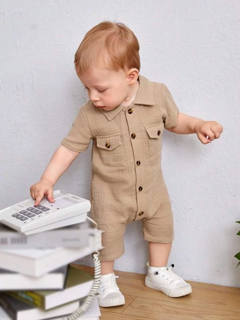 Boys Church Outfit, Boys Dressing Style, Baby Boy Summer Clothes, Baby Romper Outfit, Baby Clothes Storage, Baby Boy Summer, Baby Boy Dress, Infant Boys