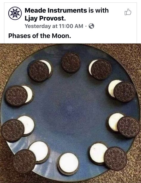 Oreo Moon Phases, Eclipse Party, Path Of Totality, Scout Activities, Moon Cycles, Solar Eclipse, Earth Science, Girl Scout, Moon Phases