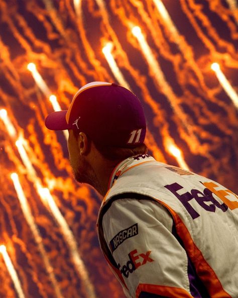 Nascar Aesthetic, Female Nascar Aesthetic, Vintage Nascar Aesthetic, Nascar Photography, Chase Elliott Nascar Wallpaper, Denny Hamlin, Denny Hamlin Nascar, Indy Cars, Nascar