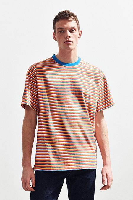 UO Dillon Stripe Tee Striped T-shirt For Streetwear, Sporty Striped T-shirt For Streetwear, Striped Cotton Graphic Tee, Aw23 Fashion, Urban Striped Crew Neck T-shirt, Vintage Striped Cotton T-shirt, Urban Outfitters Shirts, Striped Tshirt, Mens Glasses Fashion