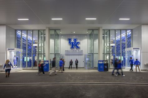 University Of Kentucky Aesthetic, University Of Ky, Life Goals Future, Big Blue Nation, Kentucky Basketball, Dream College, University Of Kentucky, Kentucky Wildcats, Big Blue