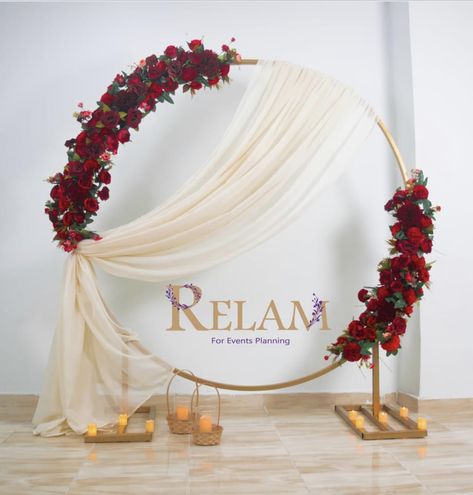 Pasni Decoration Ideas, Flower Arch Circle, Round Arch With Draping Flowers, Round Arch Decoration, Wedding Arch With Red Roses, Wedding Arch Red Flowers, Circle Backdrop With Red Flowers, Nikah Decor, Reception Stage Decor