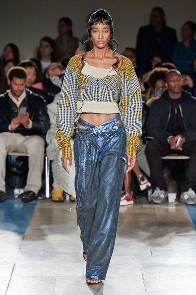 Ottolinger Spring 2020 Ready-to-Wear Collection - Vogue Ottolinger Runway, Personal Style Inspiration, 2020 Fashion Trends, Fashion Business Casual, Womens Business Casual, Design Principles, Fashion Show Collection, Fashion 2020, Vogue Paris