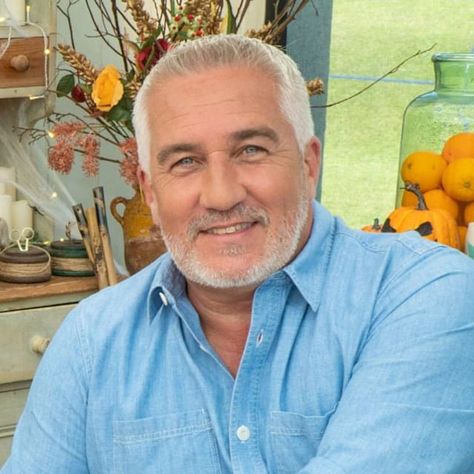 Paul Hollywood Pictures, Sandi Toksvig, Prue Leith, Hollywood Video, Hollywood Pictures, Paul Hollywood, Tuna Casserole, Video Call With Boyfriend Screen Photo, Army Pics