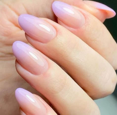 Almond Nail Designs, Classy Almond Nails, Nail Art Designs For Beginners, Nail 2023, Easy Nail Art Designs, Quick Nail, Lilac Nails, Almond Shape Nails, Almond Nails Designs