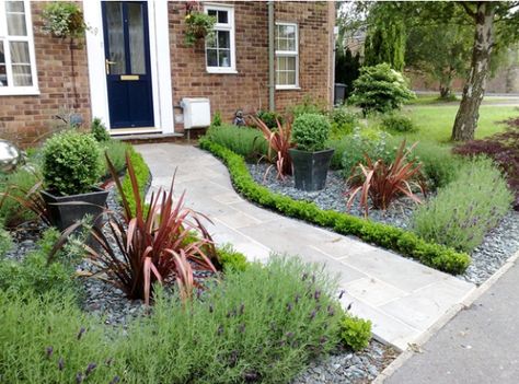 Front Garden Small Front Garden Ideas, Front Garden Ideas, Garden Ideas Uk, Small Front Gardens, Front Gardens, Front Garden Landscape, Small Front Yard, Front Garden Design, Front Yard Design