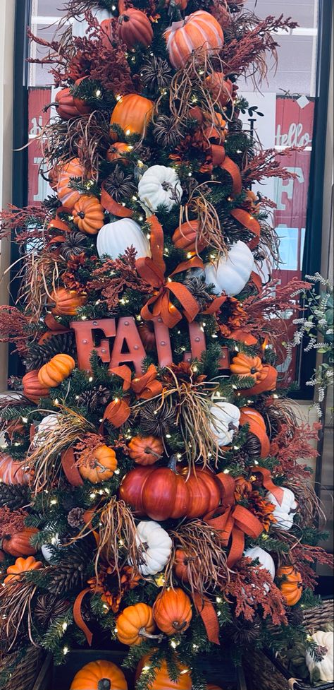 Christmas trees aren’t just for Christmas you can bring them out in the fall as well Fall Inspired Christmas Tree, Fall Christmas Trees Ideas, Fall Decor Christmas Tree, Thanksgiving Trees Ideas, Thanksgiving Christmas Trees, Fall Theme Christmas Tree, Fall Themed Christmas Tree, Fall Decorated Trees, Fall Decorated Christmas Trees