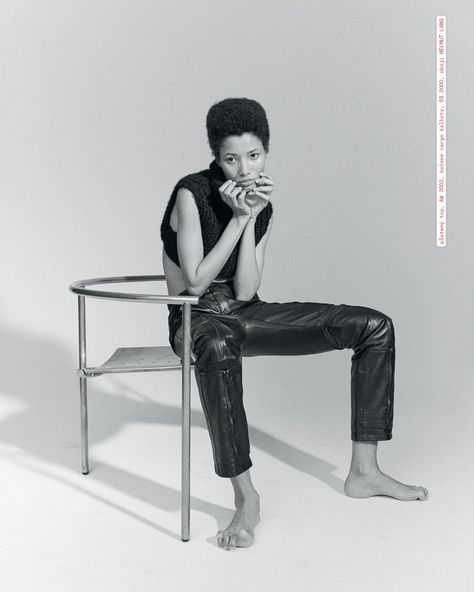 Lineisy Montero in Helmut Lang by Nagi Sakai for Vogue Czechoslovakia October 2020 - Fashion Editorials - Minimal. / Visual. Lineisy Montero, Creative Poses, Vogue Beauty, Brand Strategist, Vogue Fashion, Helmut Lang, Clothes Collection, Fashion Stylist, Minimal Fashion