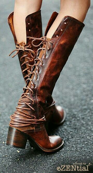 Love these!!! Boots Boho, Boho Styl, Estilo Hippie, Freebird By Steven, Mode Boho, Tall Boot, Shoe Closet, Crazy Shoes, Shoe Obsession