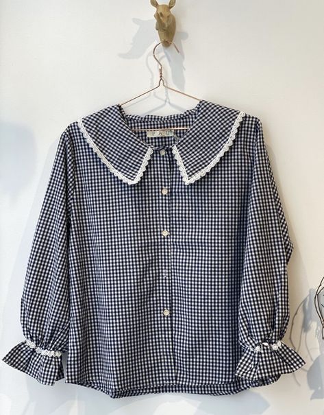 Cotton Dress Summer Casual, Blouse Korea, Korean Blouse, Dress Patterns Diy, Girls Designer Dresses, Trendy Shirt Designs, Fashion Terms, Desi Fashion Casual