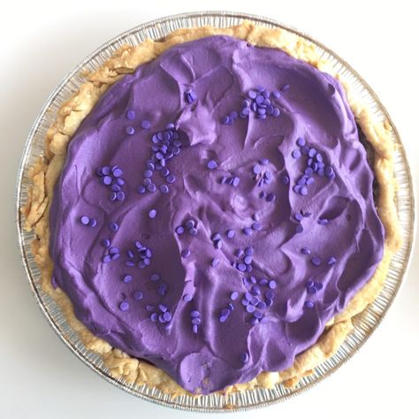 Recipe: Ube (Purple Yam) Pie – Rikomatic Ube Pie Recipe, Ube Pie, Custard Cake Recipes, Ube Recipes, Flavored Whipped Cream, Purple Yam, Purple Food, Custard Cake, Filipino Desserts